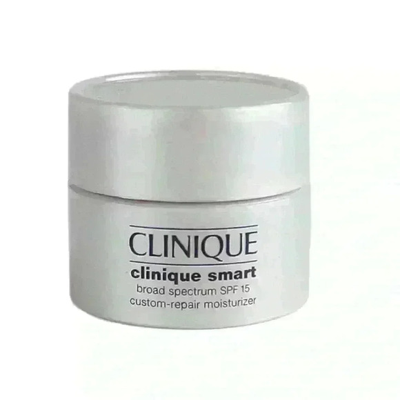 Clinique Other - CLINIQUE SMART BROAD SPECTRUM SPF 15 CUSTOM-REPAIR MOISTURIZER NEW